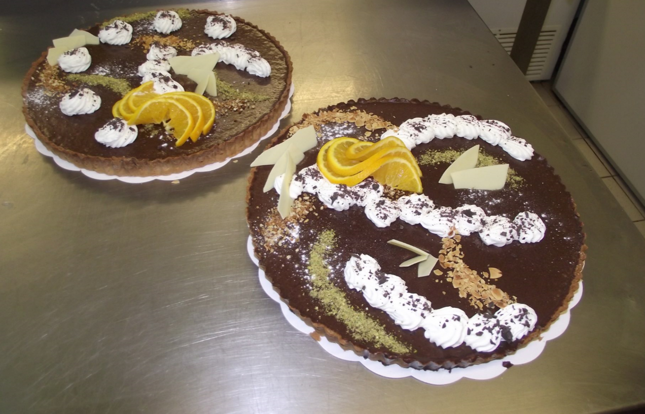 2 tartes choco-poires 10-12 parts