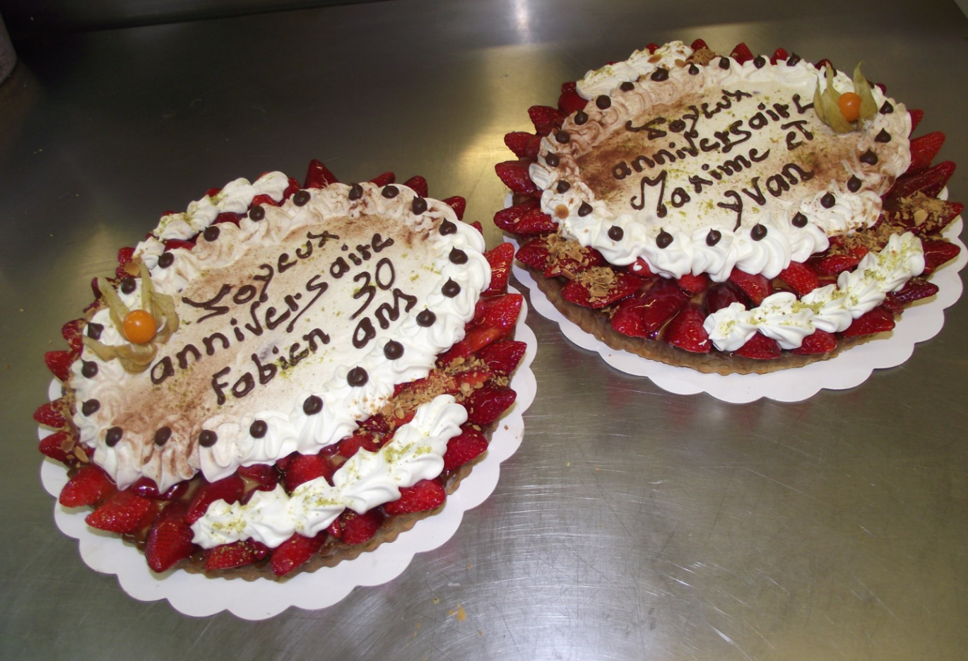 deux tartes aux fraises 10-12 parts