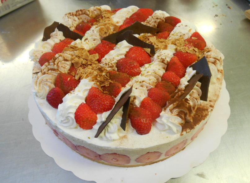Fraisier 10 12 parts 2 