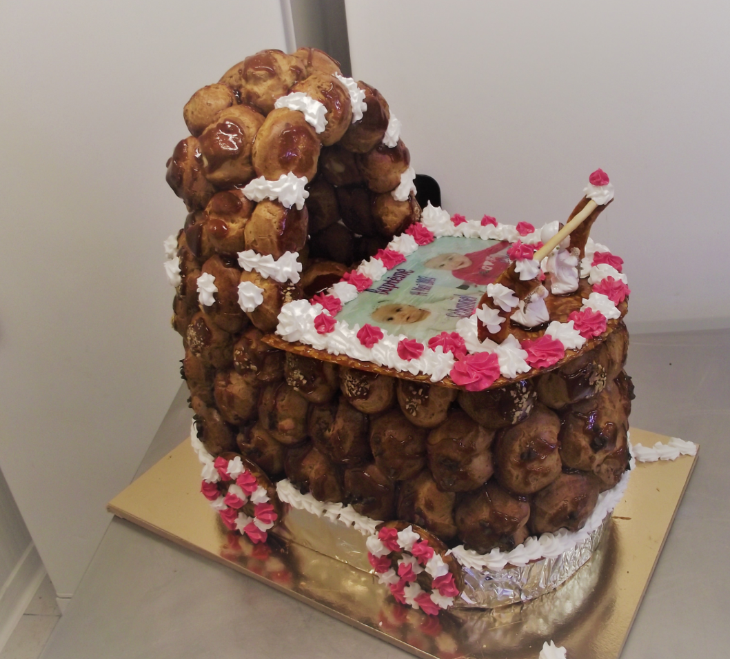 pièces montées en landeau choux et nougatine